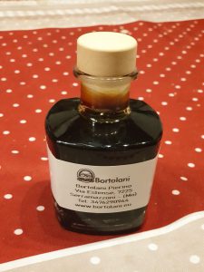 Bottiglia aceto balsamico